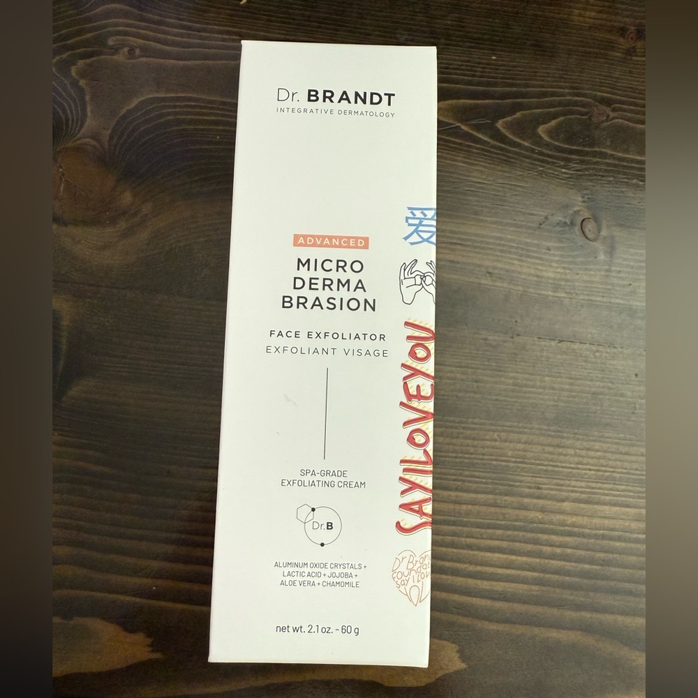 Dr. Brandt Advanced Microdermabrasion Exfoliator - White